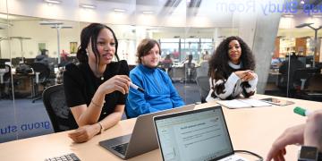 Students working in Library Group Study Room