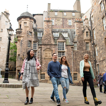 International students walking through streets of Edinburgh